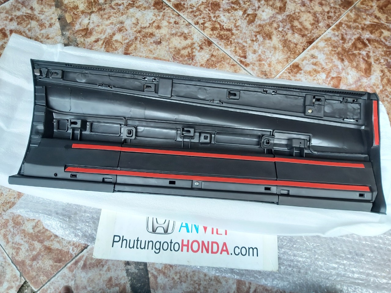 Ốp cánh cửa xe honda CRV 2018-2020
